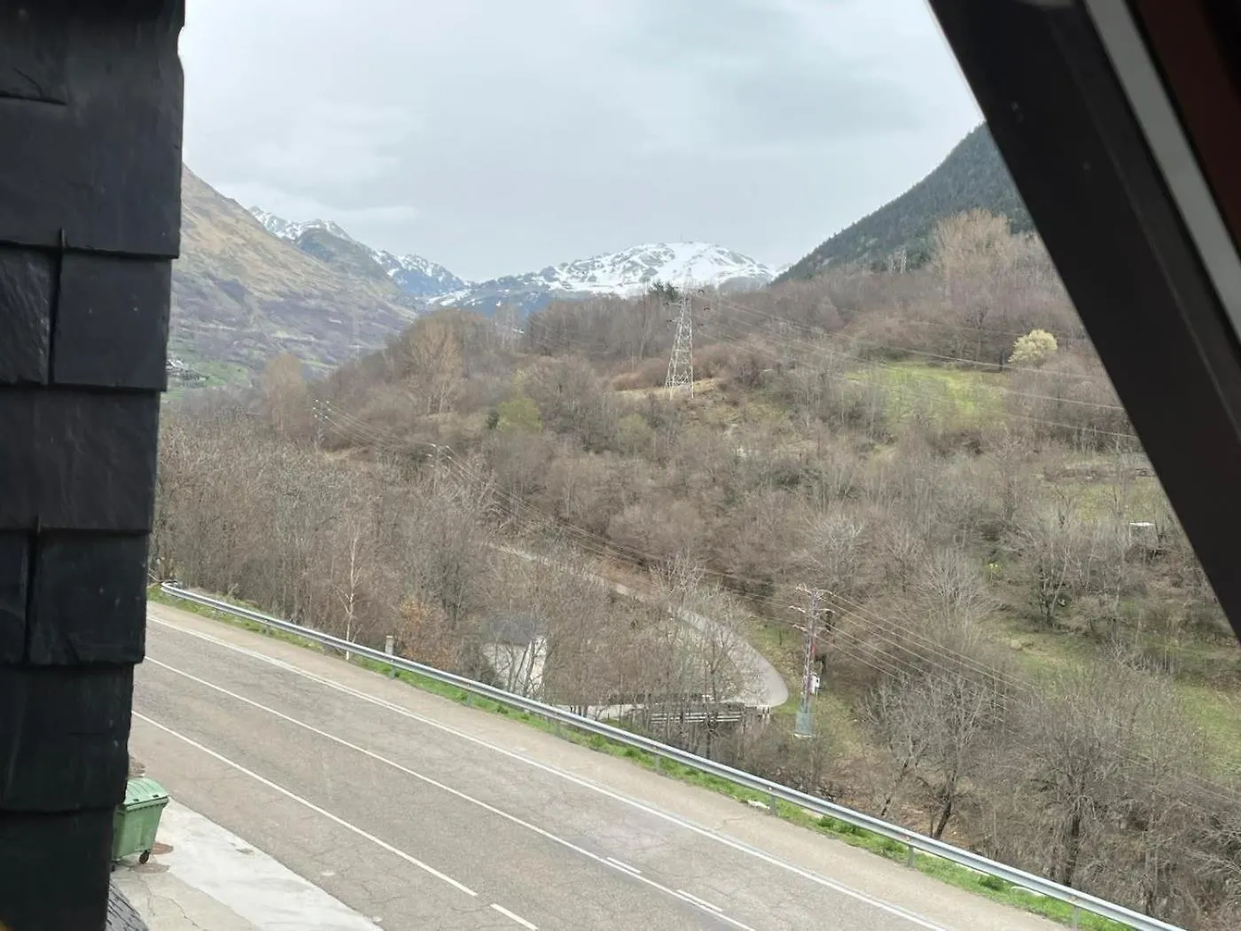 Villa Casa Montromies De Alma De Nieve Gessa Ferienhaus